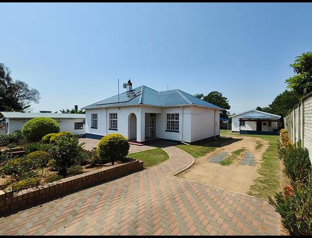 BUSINESS FOR SALE IN MTHATHA CENTRAL